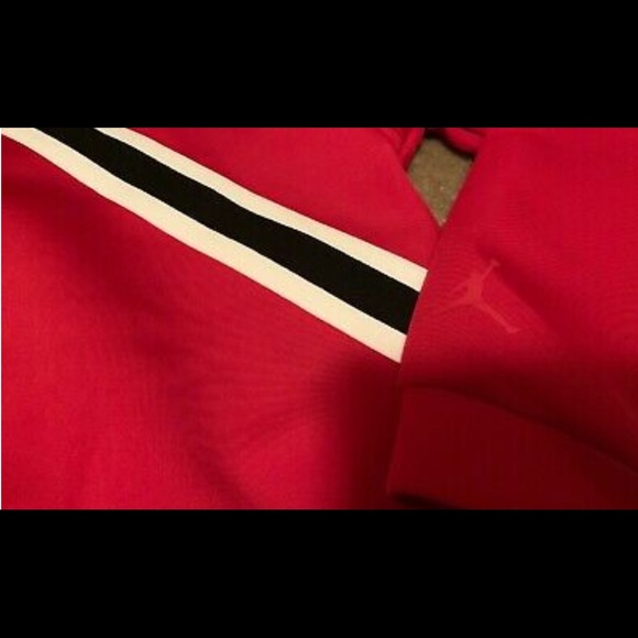 Nike Jordan Tech Men’s Lined Hoodie - Picture 3 of 4